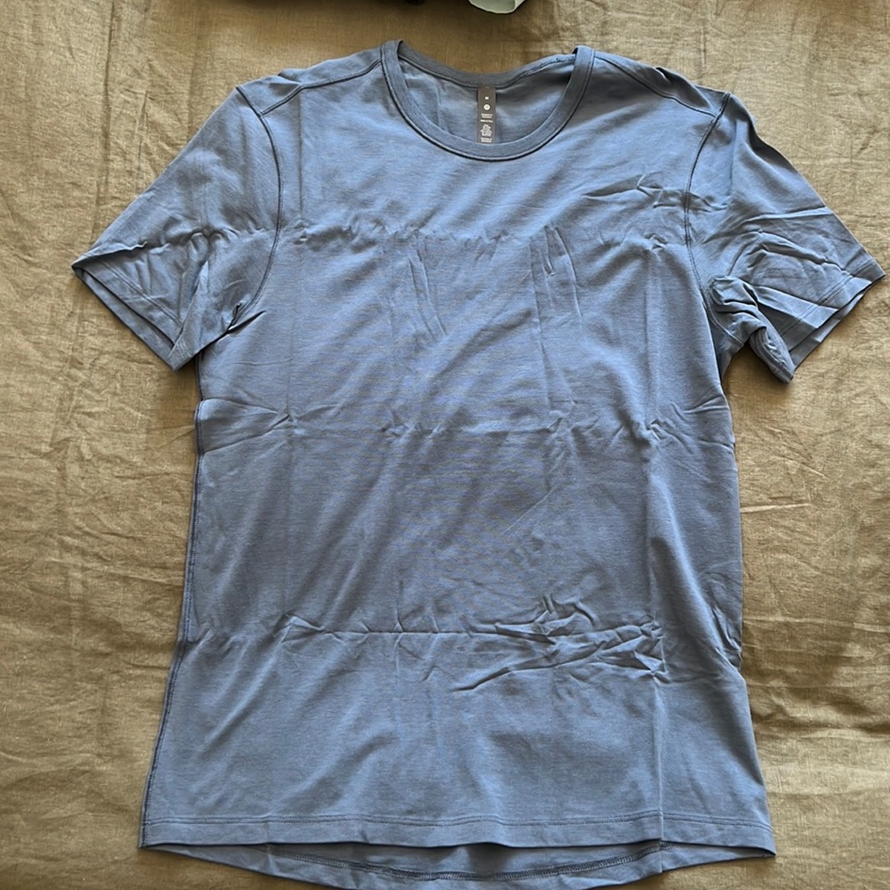 Lululemon shirt